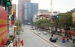 Phố phường Hà Nội vắng vẻ trong ngày cuối cùng của kỳ nghỉ Tết Nguyên đán
