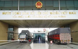 Cửa khẩu Kim Thành - Lào Cai thoát khỏi tình trạng ùn ứ xe container thùng rỗng