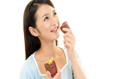 10 loại thực phẩm phụ nữ nên ăn hằng ngày