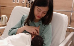 Đông Nhi đăng ảnh kéo áo cho con bú trong phòng phụ sản- khoảnh khắc thật đẹp của người mẹ