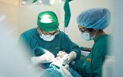Người đàn ông định tìm đến cái chết sau khi bỏ 300 triệu đồng làm răng sứ