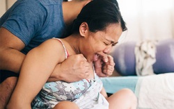 Sảy thai ở tháng thứ 5, mẹ 9X chất vấn bác sĩ rồi sững sờ "hóa ra lỗi tại mình"