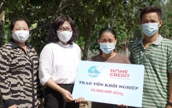 Trao vốn hỗ trợ phụ nữ khởi nghiệp ở Đồng Tháp