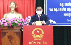 Thủ tướng Phạm Minh Chính bỏ phiếu bầu cử tại Cần Thơ