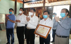 Truy tặng bằng khen của Bộ GD&ĐT cho nam sinh lớp 7 cứu 2 em nhỏ bị đuối nước