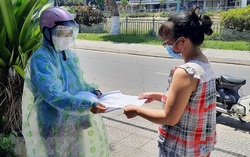 Đà Nẵng phát thẻ đi chợ cho người dân sau khi có 12 ca mắc Covid-19