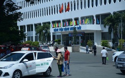 3 nhân viên Bệnh viện Nhiệt đới TPHCM nghi nhiễm Covid-19