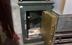 Ngôi đền 2.300 năm tuổi ở Phú Thọ bị trộm phá két lấy đi nhiều sách cổ và sắc phong