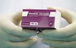 Mỹ chi 3,2 tỷ USD để tìm thuốc đặc trị Covid-19