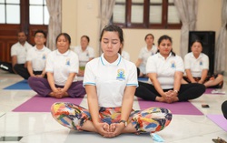 Ngày Quốc tế Yoga 2021: Lan tỏa thông điệp "Ở nhà tập Yoga vì sức khỏe"