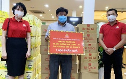 2.600 phần quà ủng hộ y, bác sĩ và người dân gặp khó khăn