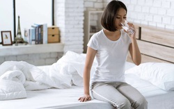 Những biểu hiện cơ thể thiếu nước nếu không biết dễ nhầm với nhiều bệnh khác
