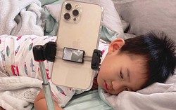 Cô giáo mầm non say sưa giảng, con trai Lương Thế Thành ngủ gật ngon lành