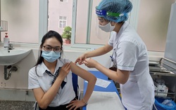 Bộ Y tế làm việc với Đại sứ Australia, Pháp, Thuỵ Sĩ về cung cấp vaccine ngừa Covid-19 cho Việt Nam