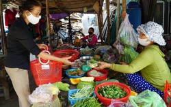 Đi mua rau ở chợ, người phụ nữ ở Đông Anh mắc Covid-19