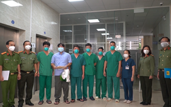 Bác sĩ kể về hành trình cứu chiến sĩ Công an quận Tân Phú nguy kịch vì Covid-19