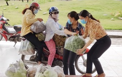 “Người dân có lòng, hội phụ nữ có cách” gửi nông sản đến TPHCM