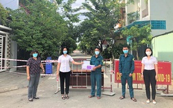 Hội LHPN TP Đà Nẵng thăm, động viên các lực lượng làm nhiệm vụ tại chốt kiểm soát phòng, chống dịch Covid-19