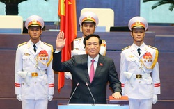 Video Chánh án Toàn án nhân dân tối cao tuyên thệ nhậm chức