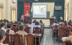 Nhiều lớp truyền thông cộng đồng về hỗ trợ phụ nữ di cư hồi hương