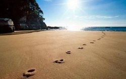 Gặp nhau bởi một ánh nhìn mùa mưa bão