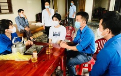 Đang thi môn Văn thì bố đột ngột qua đời, nữ sinh nén đau thương dự thi môn tiếp theo