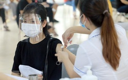 TPHCM: Việc tiêm vaccine cho trên 70% dân số phụ thuộc vào phân bổ của Bộ Y tế