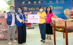 Hội nữ Doanh nhân TPHCM trao quà, tiền mặt trị giá gần 32 tỷ đồng hỗ trợ phòng chống dịch