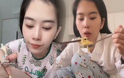 Nam Em khoe ảnh ăn đủ kiểu mì gói, nhìn da dẻ ai cũng ngỡ ngàng