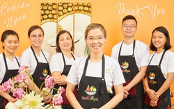 Du lịch đóng băng vì dịch, nữ CEO tái khởi nghiệp với mẹt hoa gây thương nhớ