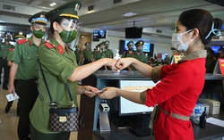 Kế hoạch mở lại đường bay nội địa: Khách có xét nghiệm âm tính trong vòng 72 giờ