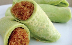 Thơm lừng bánh cốm cuộn nhân dừa xào