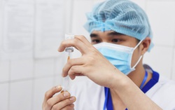 TPHCM rút ngắn khoảng cách tiêm 2 mũi vaccine AstraZeneca còn 6 tuần