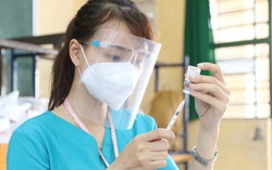 TPHCM: Mũi 1 tiêm vaccine Moderna, mũi 2 sẽ tiêm Pfizer