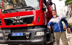 Chủ tịch Hà Nội khen thưởng 2 người cứu bé gái khỏi đám cháy ở quận Hoàng Mai