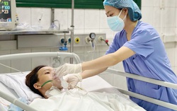 Tai nạn bất ngờ, vợ chồng người dân tộc Lào chưa biết bao giờ được về quê