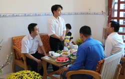 “Mang Tết cho em” xoa dịu nỗi đau của trẻ mồ côi do Covid-19