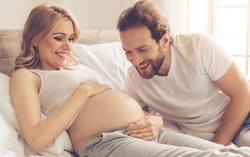 Thời điểm thai nhi "nghịch" nhất trong bụng mẹ, nên tương tác để con thông minh hơn