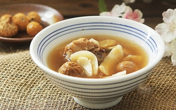 Gió lạnh về, đừng quên thử nấu món canh vừa ấm bụng vừa giúp ngủ ngon