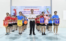 Phụ nữ Vùng 5 Hải quân: Trao 4 giải xuất sắc nhất cho vận động viên nữ thi đấu bóng chuyền hơi