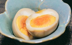 5 thực phẩm phụ nữ nên dùng để cấp ẩm, chống khô và làm cho da mịn màng vào mùa đông khô hanh