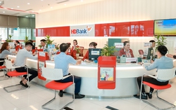 Dẫn đầu xu thế chuyển đổi, HDBank là ngân hàng đầu tiên sử dụng Swift Go