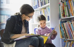 Đọc sách có phải cách tốt nhất để phát triển IQ và EQ của trẻ?