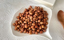 10 phút làm món lạc rang muối tiêu bằng nồi chiên không dầu