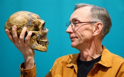 Chủ nhân giải Nobel Y sinh 2022: Phát triển phương pháp giúp tiết lộ nguồn gốc của loài người