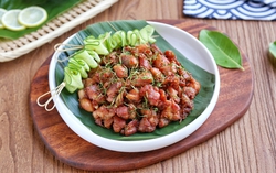 Gà chiên chanh sả kiểu Thái thơm nức mà làm cực dễ