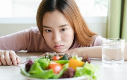 Đi khám dạ dày vì chán ăn, cô gái bất ngờ phát hiện mắc bệnh tiểu đường