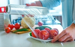 Lưu ý khi dùng màng bọc thực phẩm