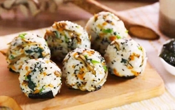 Món cơm nắm cá ngừ vừa ngon vừa dễ làm
