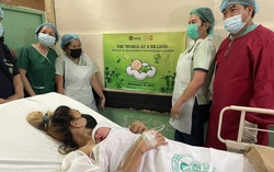 Bé gái là công dân thứ 8 tỷ của thế giới được kỳ vọng là biểu tượng phát triển trong tương lai